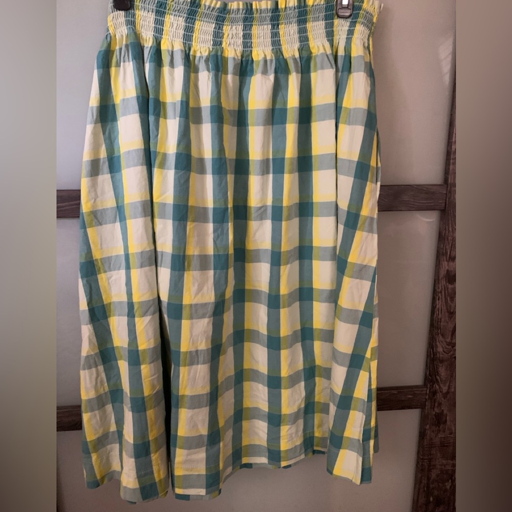 a.n.a. A new approach skirt NWT various sizes